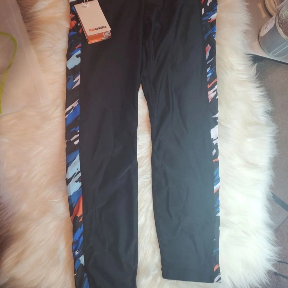 Axesea capris pants